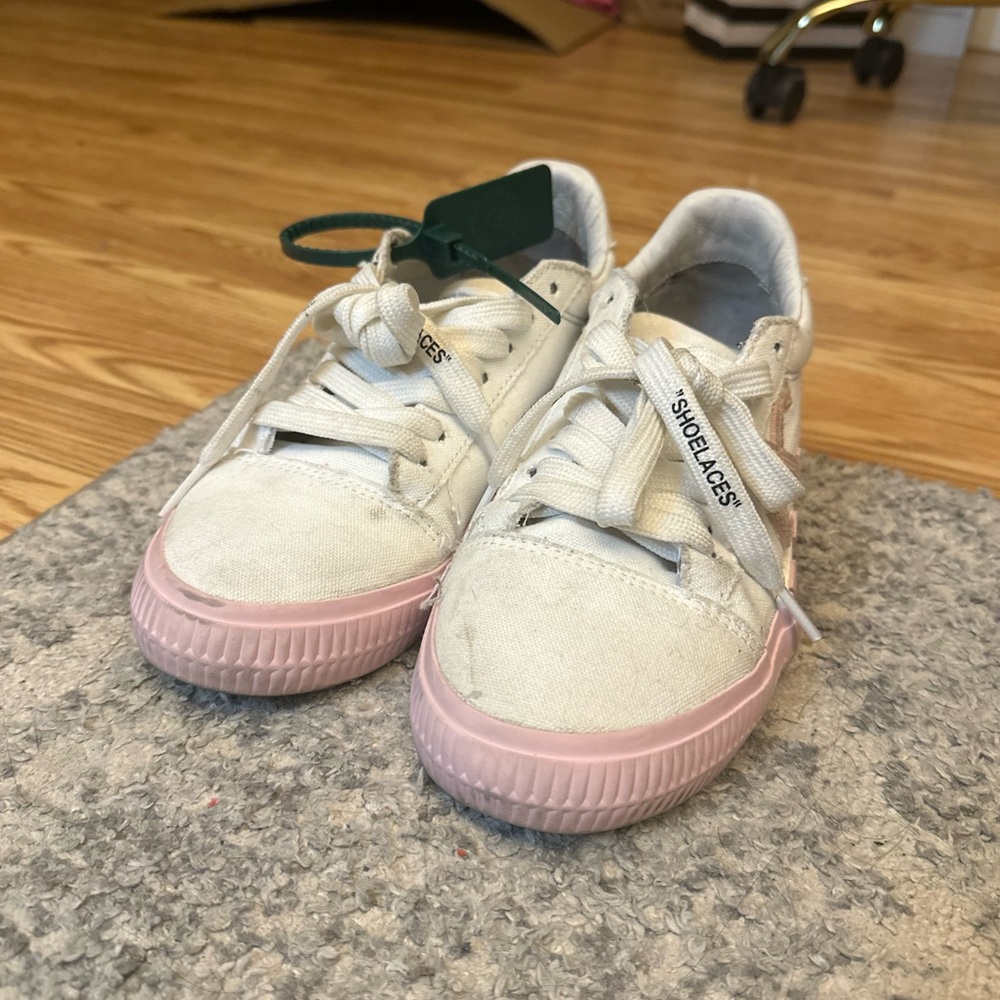 women’s off white shoes